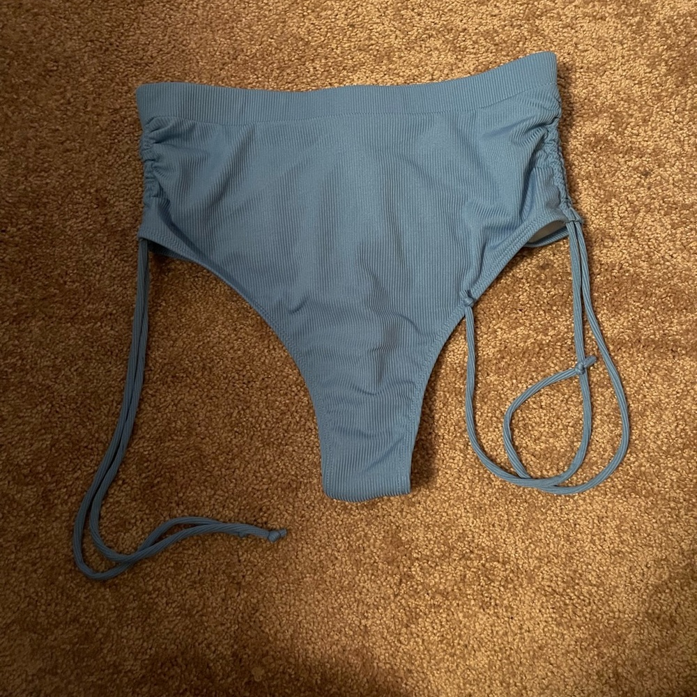 Bikini bottom bundle!! (9) - Picture 2 of 11